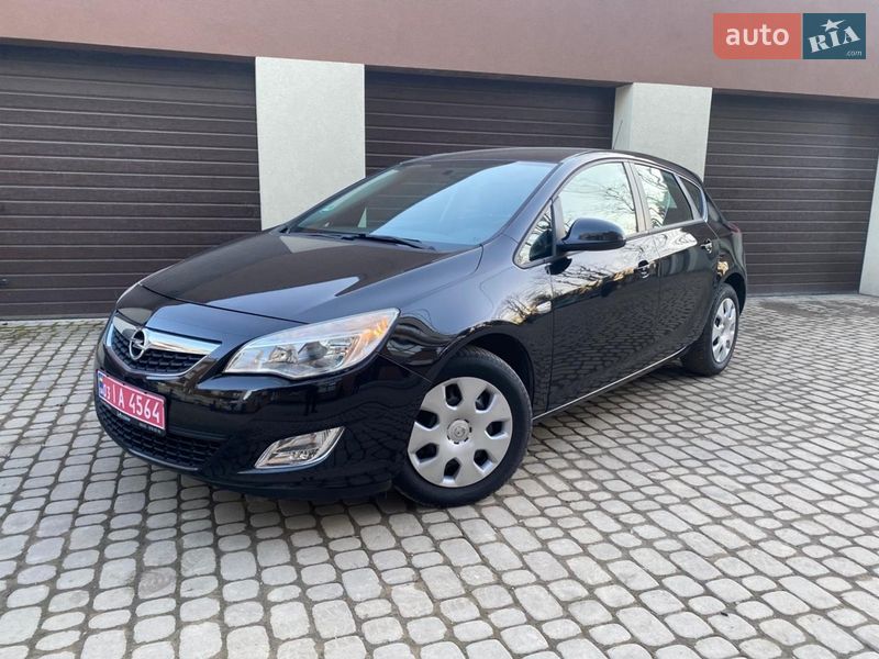 Хэтчбек Opel Astra 2010 в Коломые