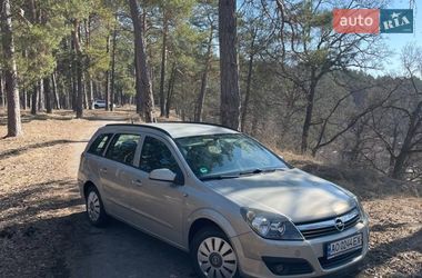 Універсал Opel Astra 2006 в Чернігові