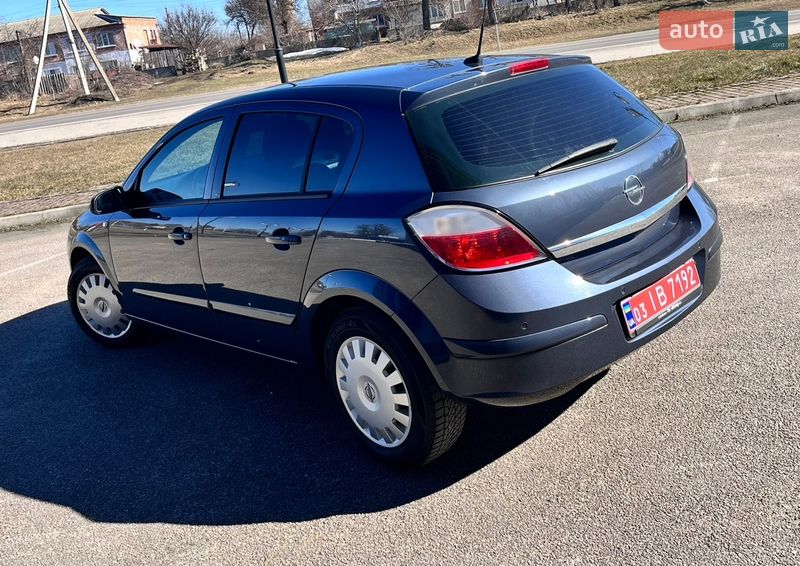 Хэтчбек Opel Astra 2007 в Белой Церкви