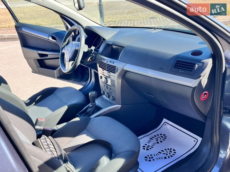 Хэтчбек Opel Astra 2007 в Белой Церкви