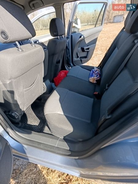 Універсал Opel Astra 2008 в Звягелі