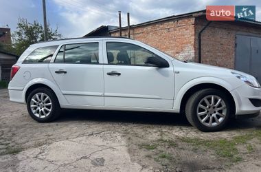 Універсал Opel Astra 2010 в Ніжині