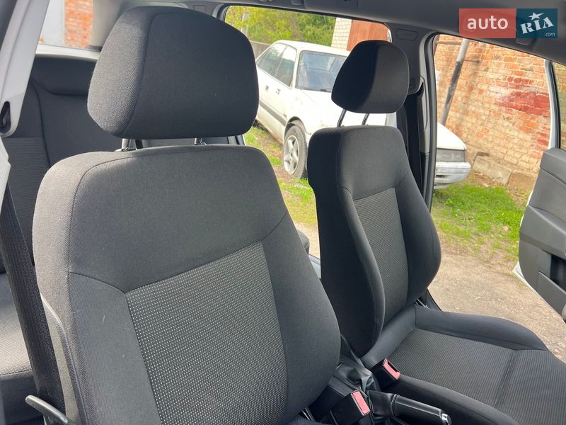 Універсал Opel Astra 2010 в Ніжині