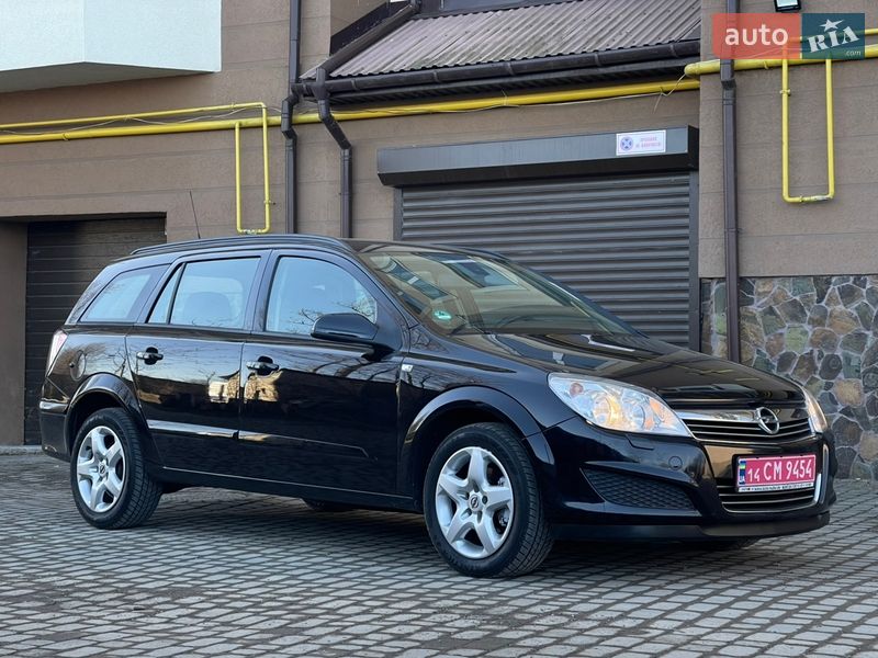 Универсал Opel Astra 2008 в Надворной