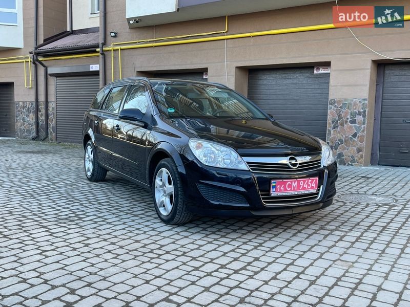 Универсал Opel Astra 2008 в Надворной