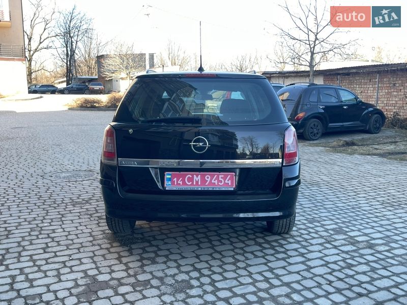 Универсал Opel Astra 2008 в Надворной