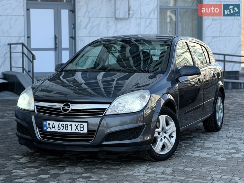 Opel Astra 2008