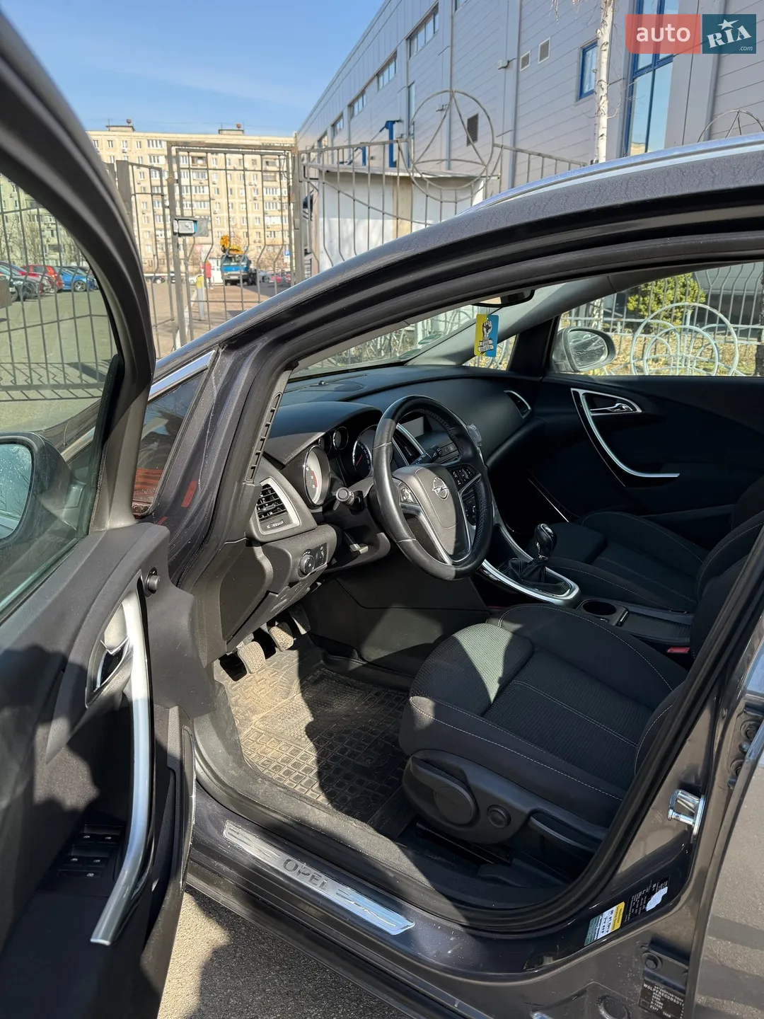 2010 Opel Astra - мініатюра 10
