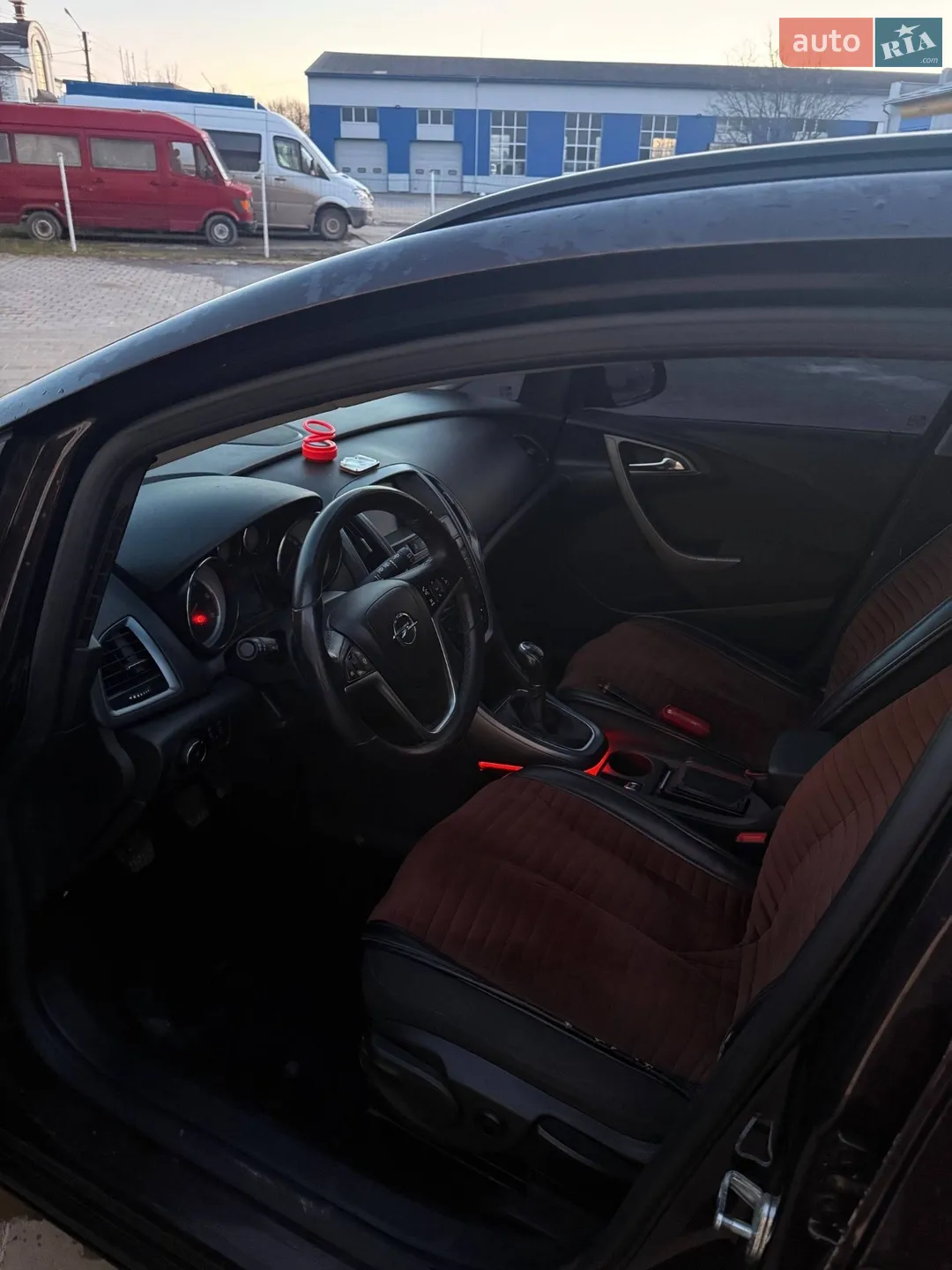 2012 Opel Astra - мініатюра 9