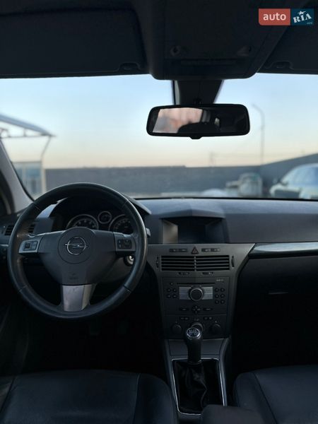 Универсал Opel Astra 2005 в Хмельницком