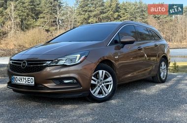 Универсал Opel Astra 2016 в Яворове