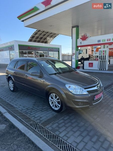 Універсал Opel Astra 2009 в Білій Церкві