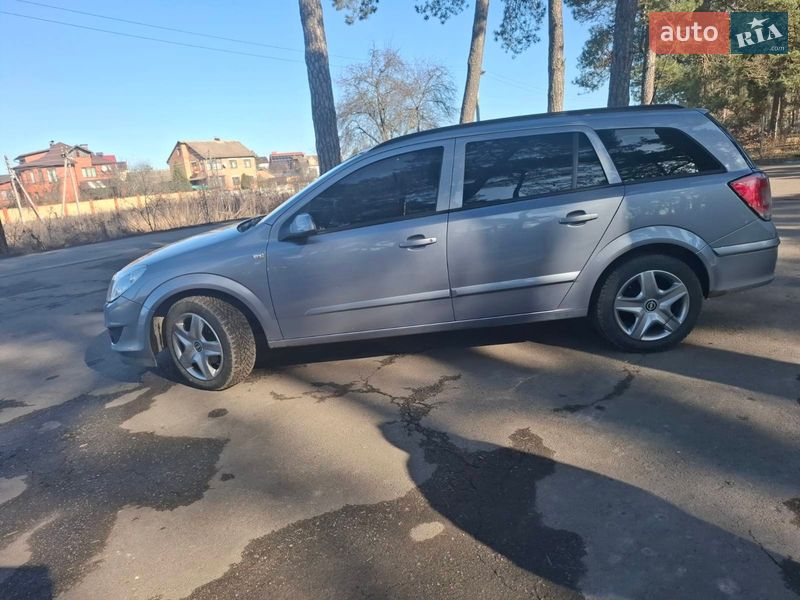 Универсал Opel Astra 2009 в Виннице