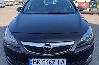 Хетчбек Opel Astra 2011 в Рівному