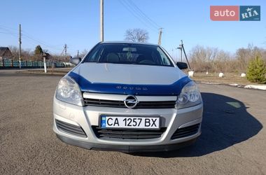 Хэтчбек Opel Astra 2005 в Городище