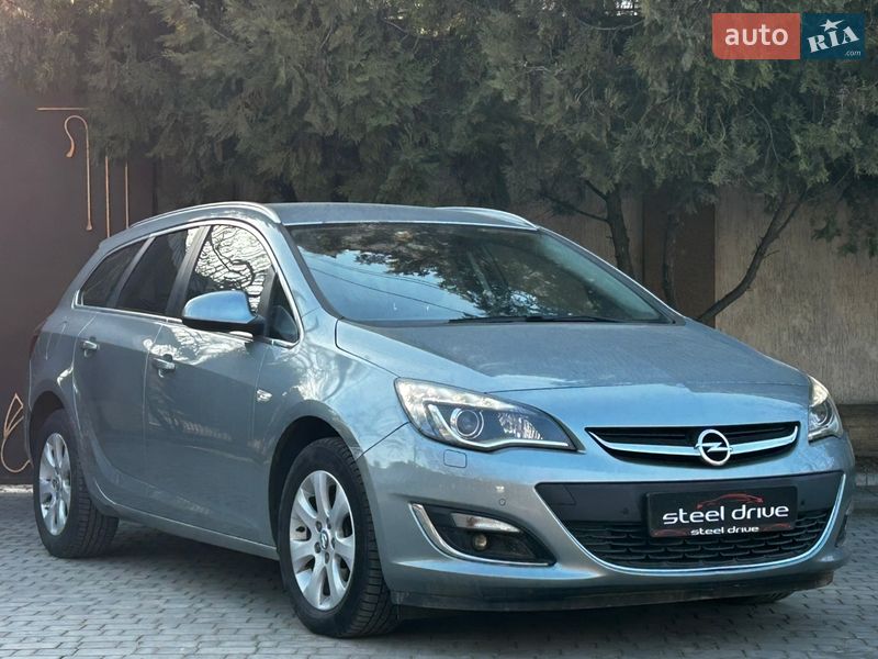 Opel Astra 2014
