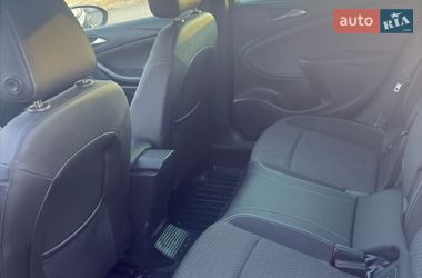 Хэтчбек Opel Astra 2016 в Долине