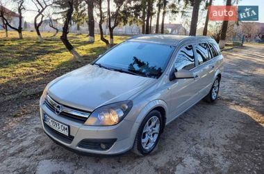 Универсал Opel Astra 2006 в Тернополе
