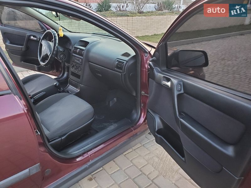 Седан Opel Astra 2007 в Білгороді-Дністровському