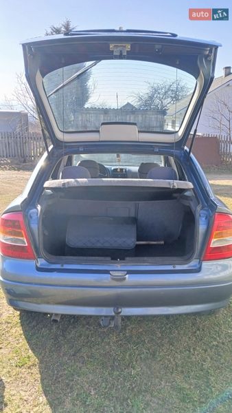 Хэтчбек Opel Astra 1998 в Рожнятове