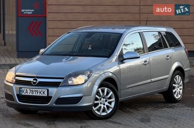 Универсал Opel Astra 2005 в Киеве
