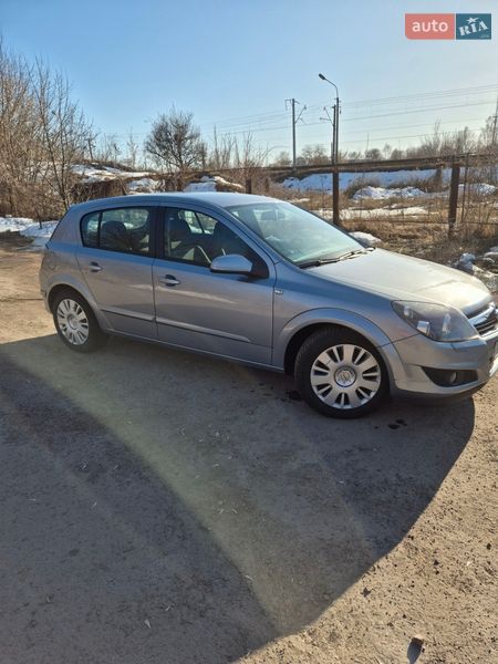 Хетчбек Opel Astra 2008 в Конотопі