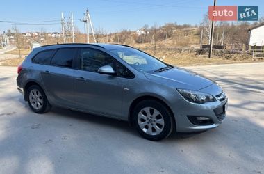 Универсал Opel Astra 2014 в Львове