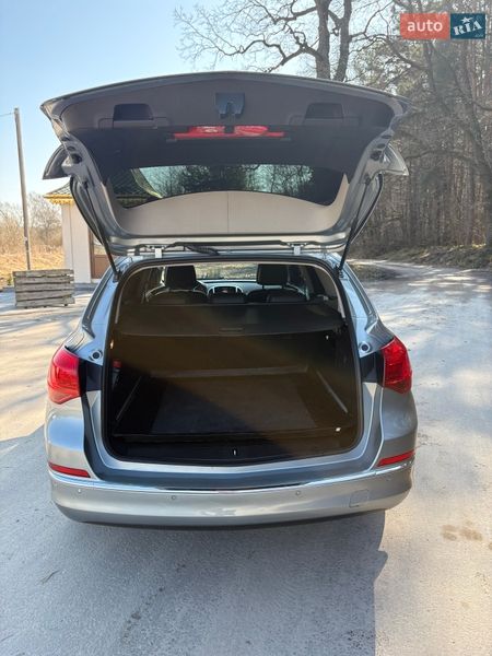 Універсал Opel Astra 2014 в Львові