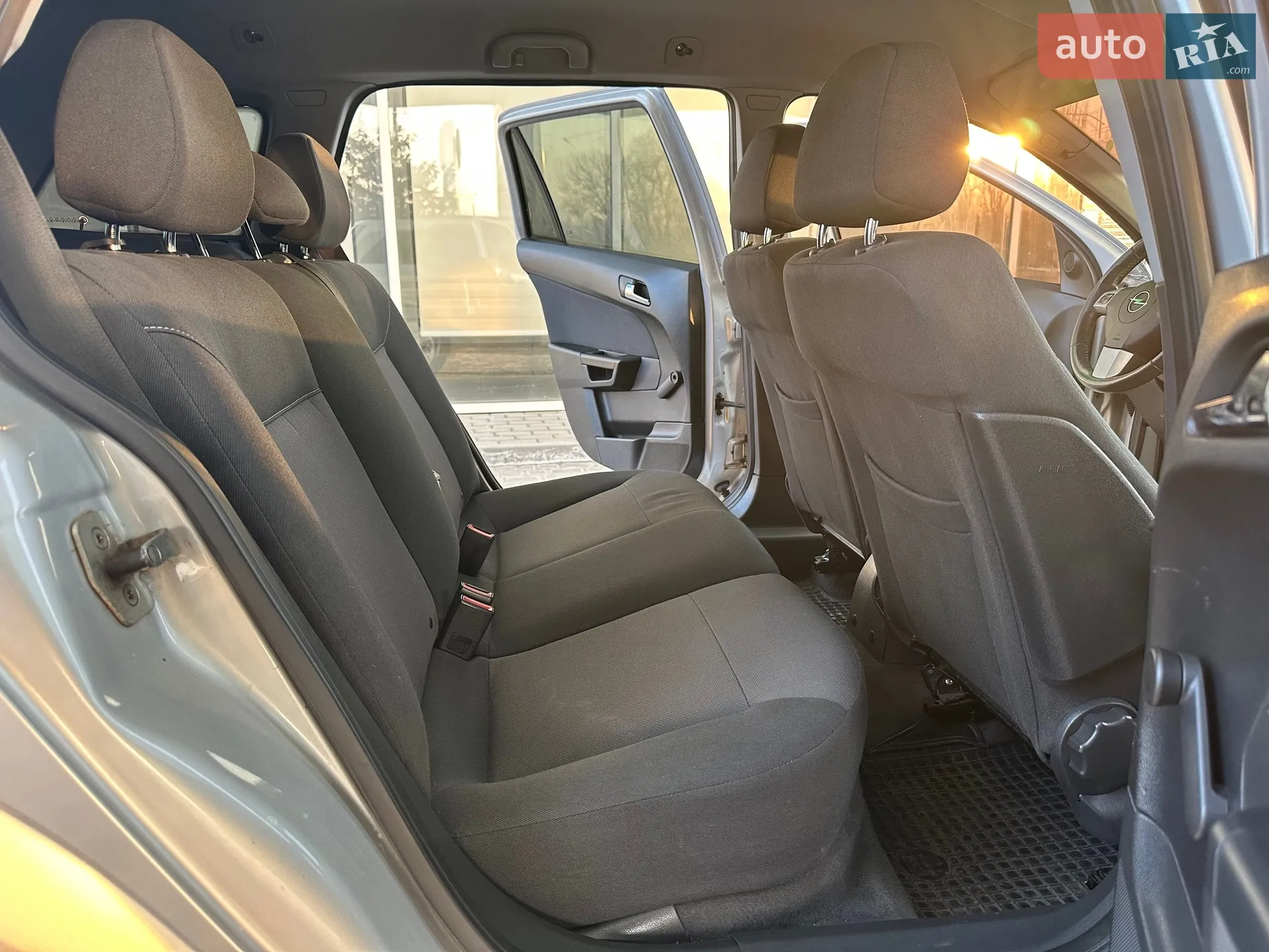2012 Opel Astra - мініатюра 44