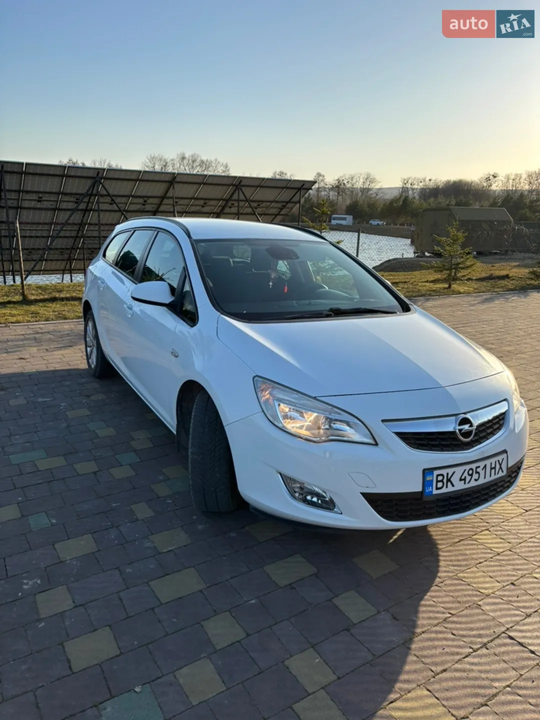2011 Opel Astra - мініатюра 2