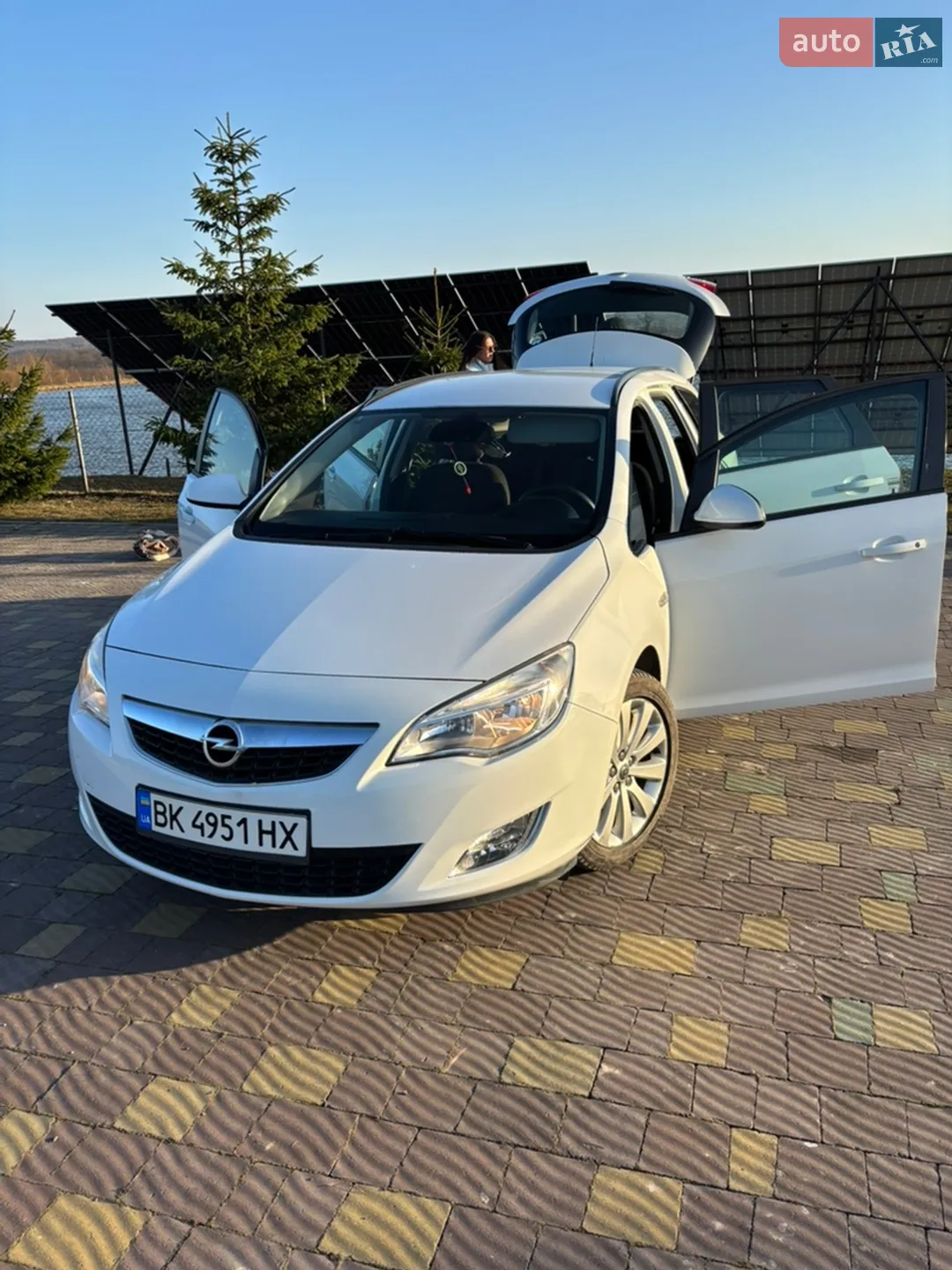 2011 Opel Astra - мініатюра 9