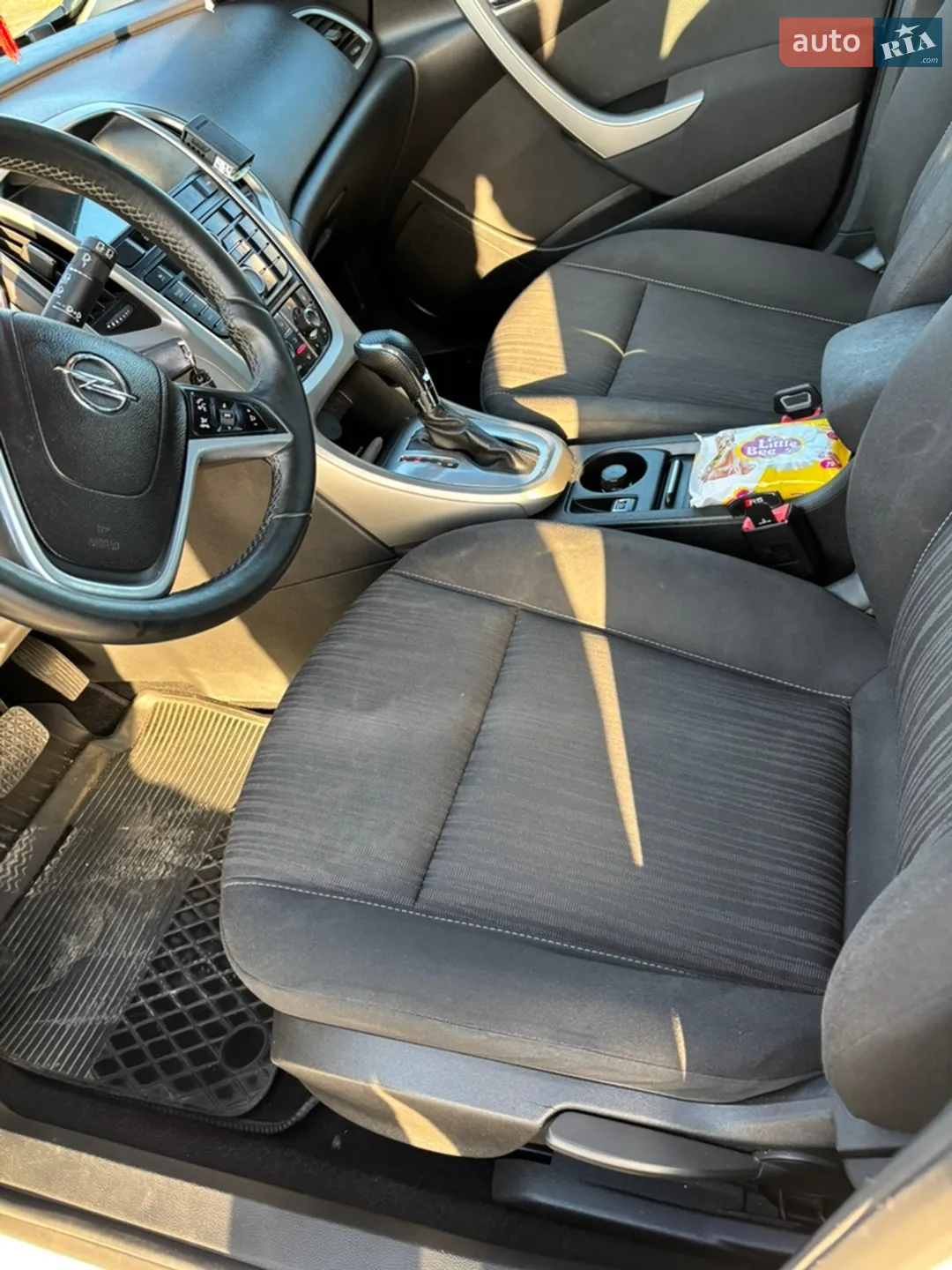 2011 Opel Astra - мініатюра 16