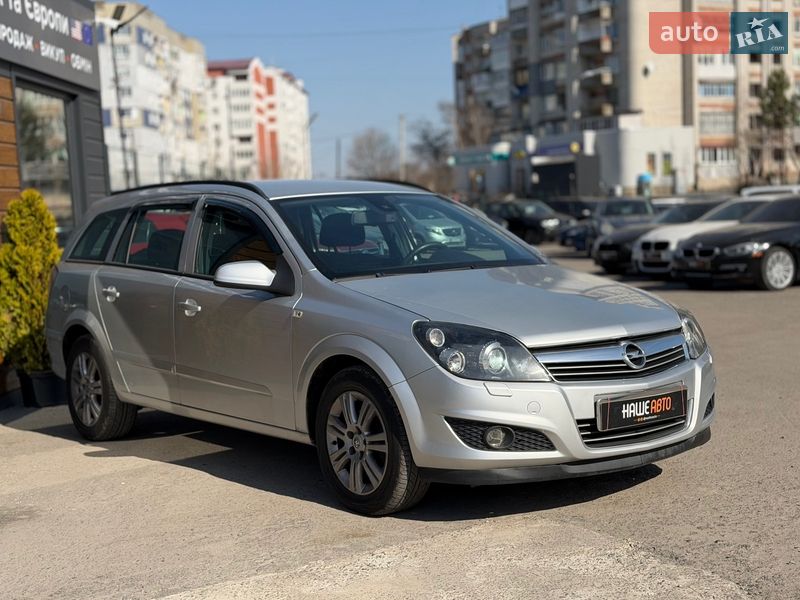 Універсал Opel Astra 2008 в Шептицькому