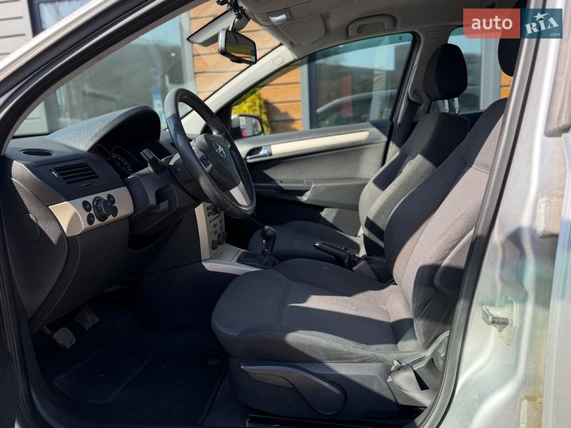 Універсал Opel Astra 2008 в Шептицькому