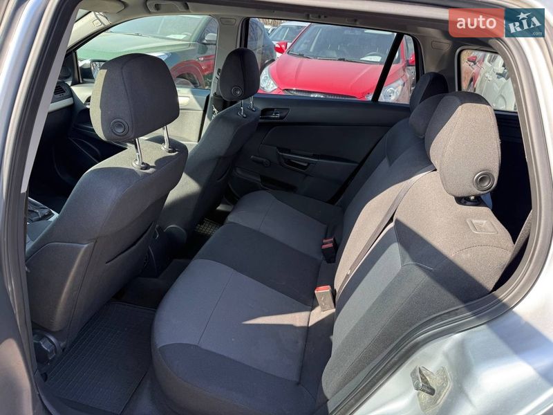 Универсал Opel Astra 2008 в Коломые