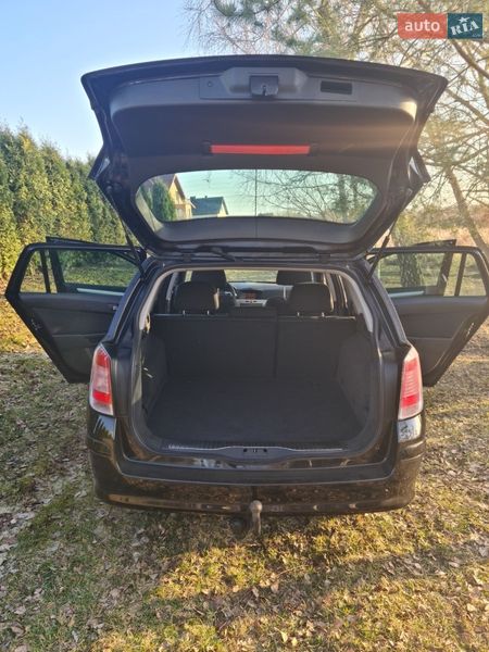 Универсал Opel Astra 2008 в Луцке