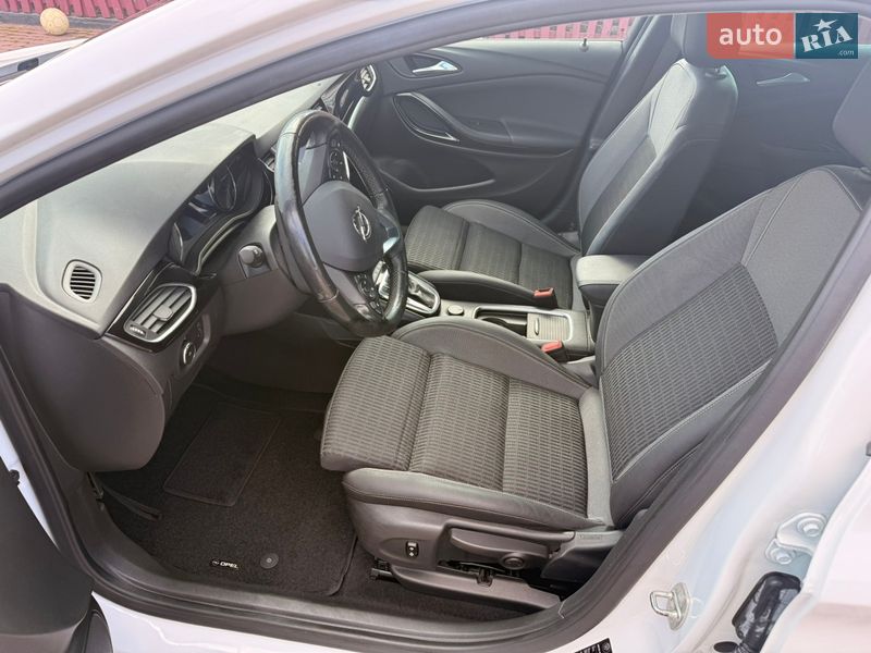 Универсал Opel Astra 2020 в Хмельницком