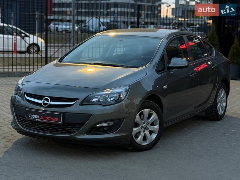 Opel Astra 2020