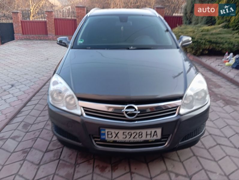 Универсал Opel Astra 2009 в Хмельницком