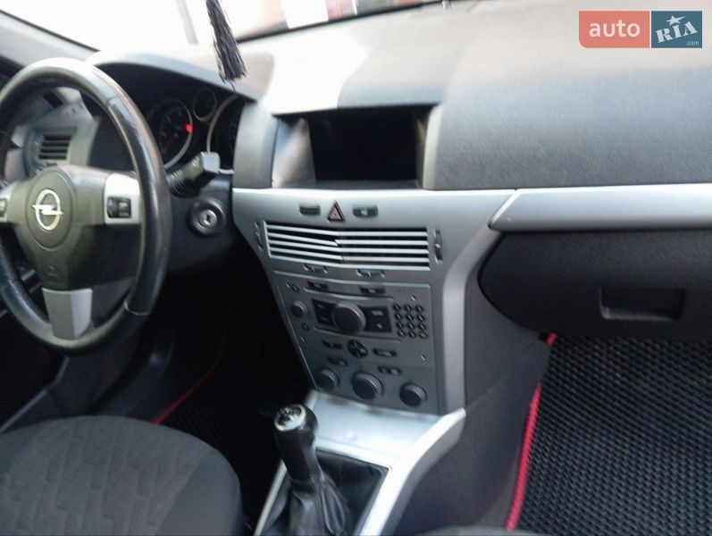 Универсал Opel Astra 2009 в Хмельницком