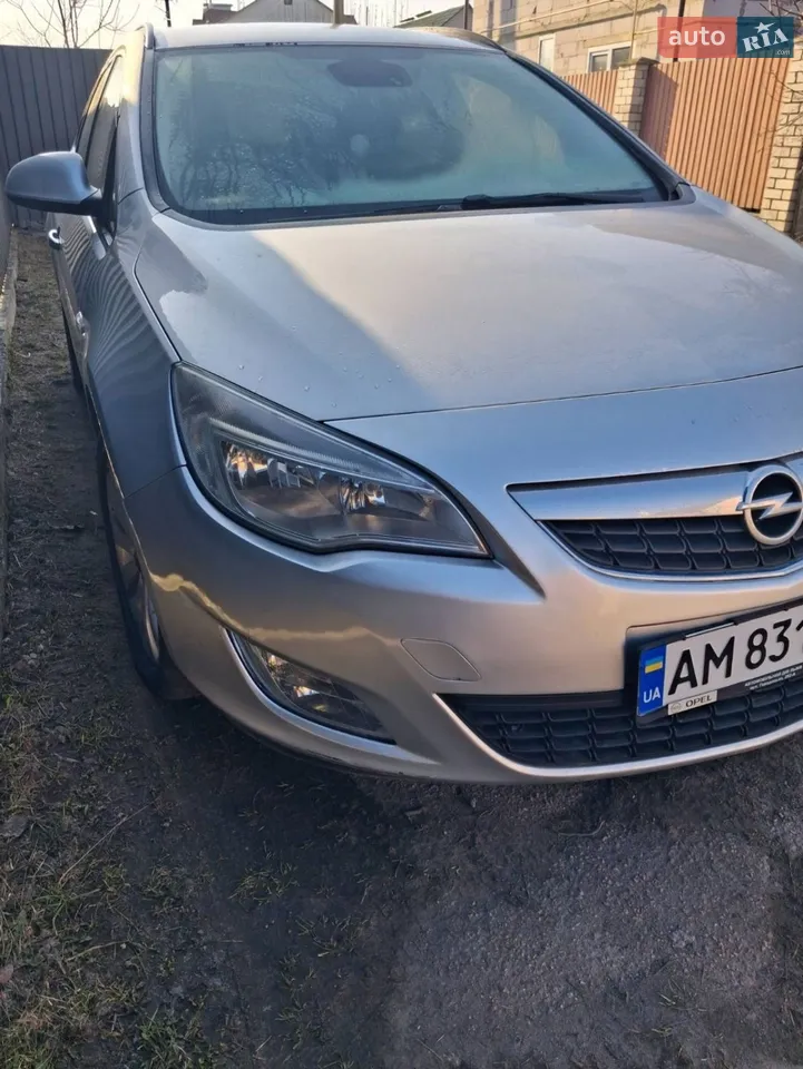 2011 Opel Astra - мініатюра 26