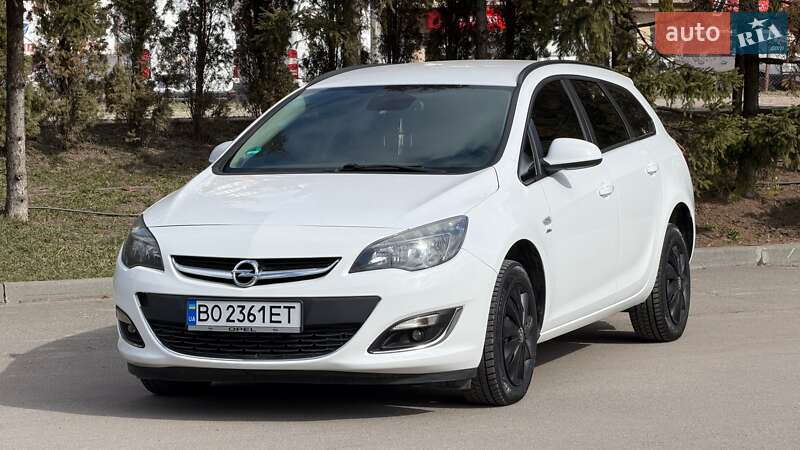 Opel Astra 2013