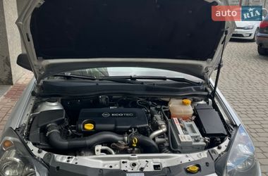 Универсал Opel Astra 2011 в Ивано-Франковске