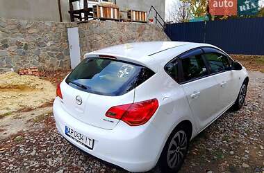 Хэтчбек Opel Astra 2010 в Полтаве