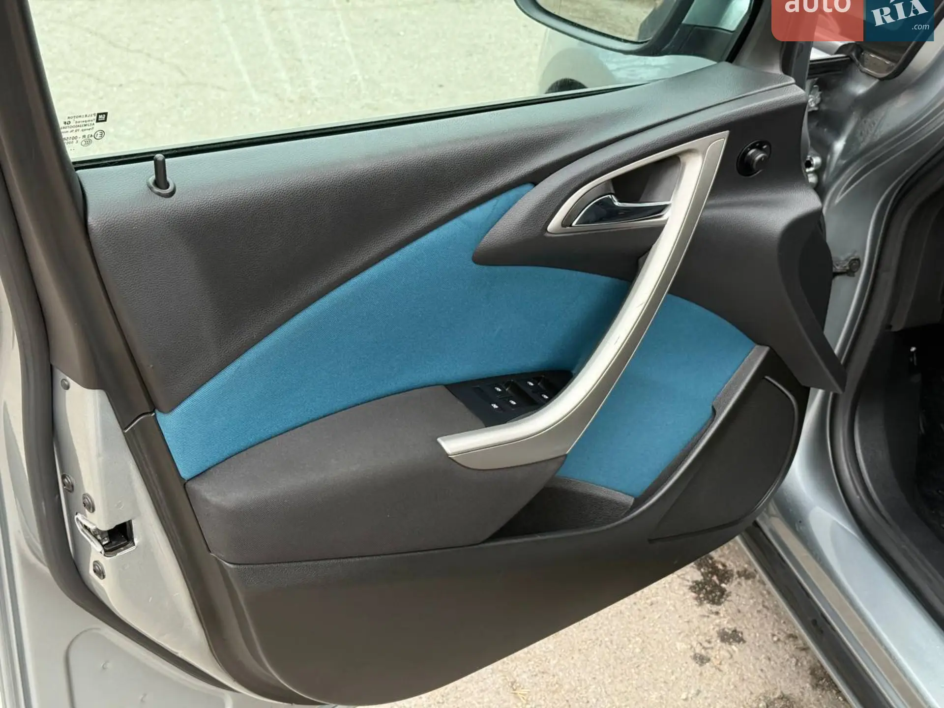 2011 Opel Astra - мініатюра 21