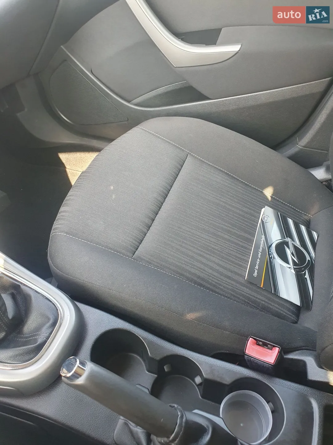 2011 Opel Astra - мініатюра 36