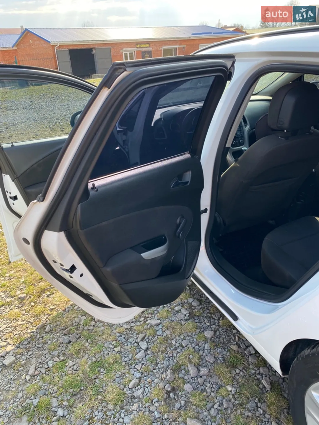 2011 Opel Astra - мініатюра 19