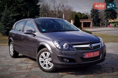 Хэтчбек Opel Astra 2009 в Кременчуге