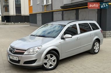 Универсал Opel Astra 2009 в Ивано-Франковске