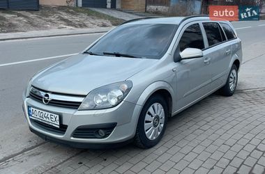 Универсал Opel Astra 2006 в Чернигове